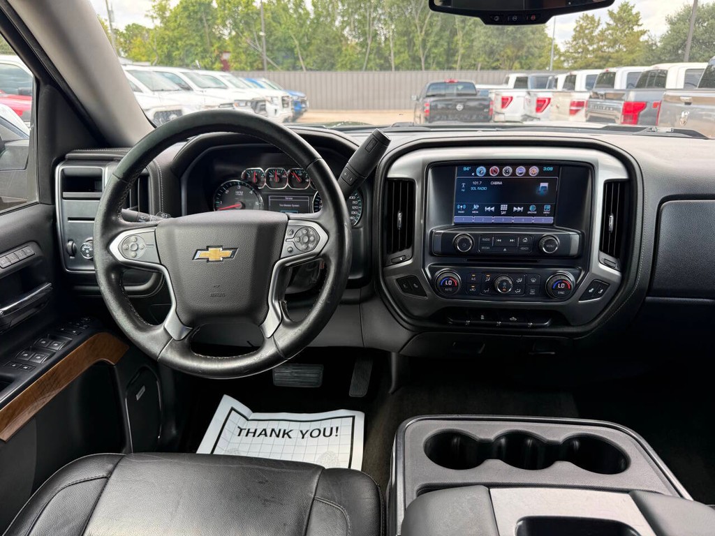 Chevrolet Silverado 1500 Vehicle Full-screen Gallery Image 21