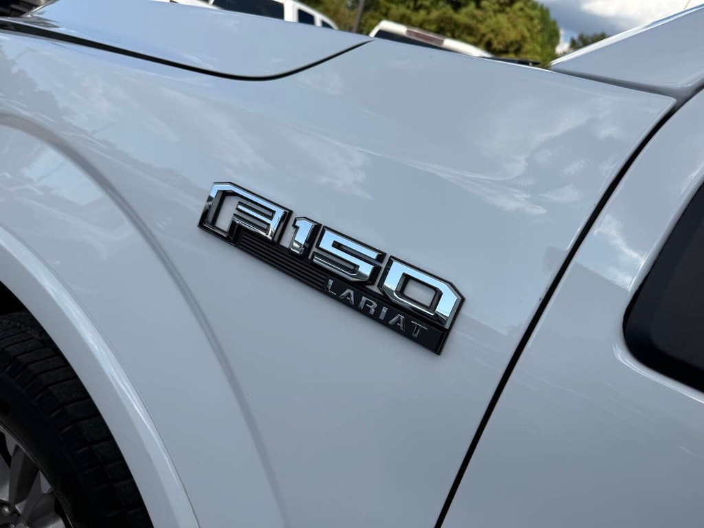 Ford F-150 Vehicle Full-screen Gallery Image 34
