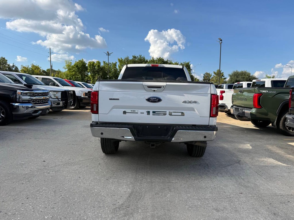 Ford F-150 Vehicle Full-screen Gallery Image 37