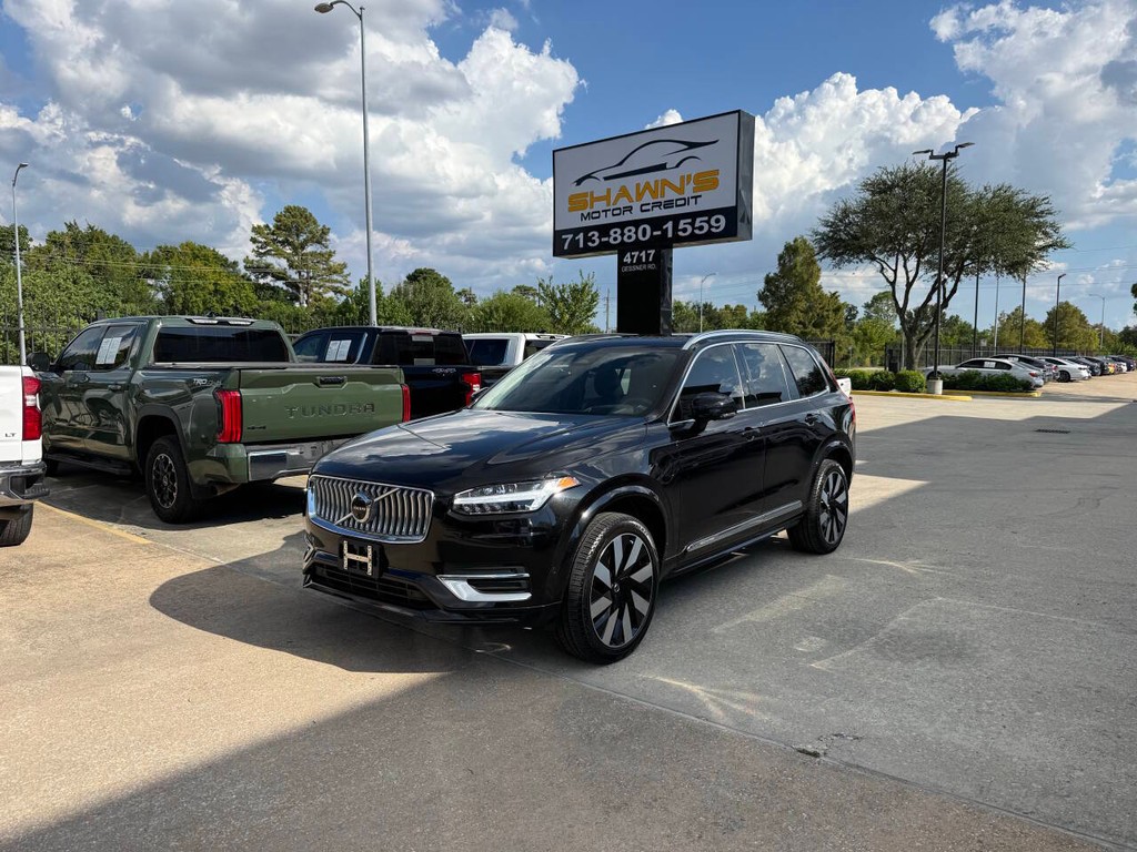 Volvo XC90 Recharge Vehicle Full-screen Gallery Image 03