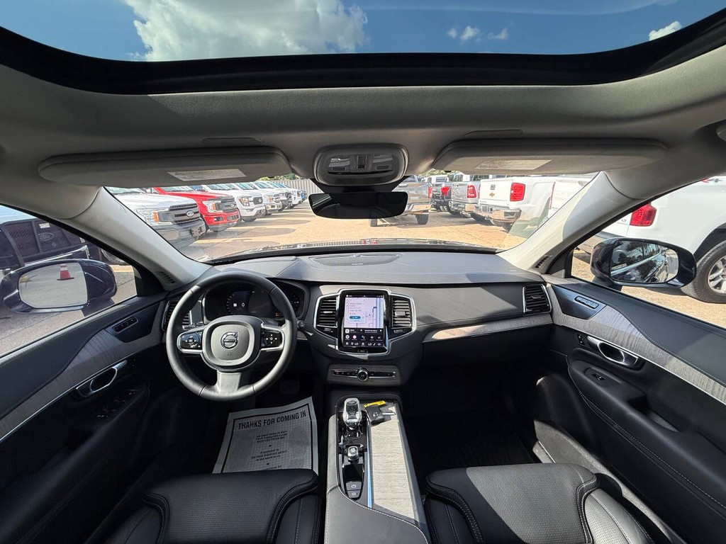 Volvo XC90 Recharge Vehicle Full-screen Gallery Image 20