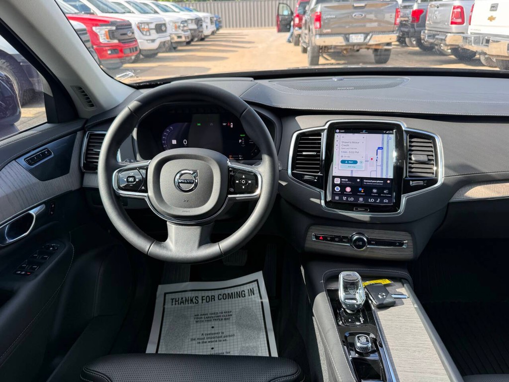 Volvo XC90 Recharge Vehicle Full-screen Gallery Image 24