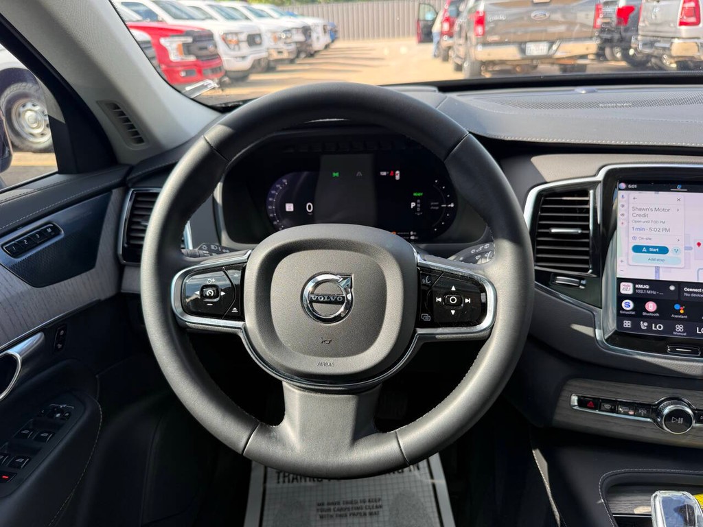 Volvo XC90 Recharge Vehicle Full-screen Gallery Image 25