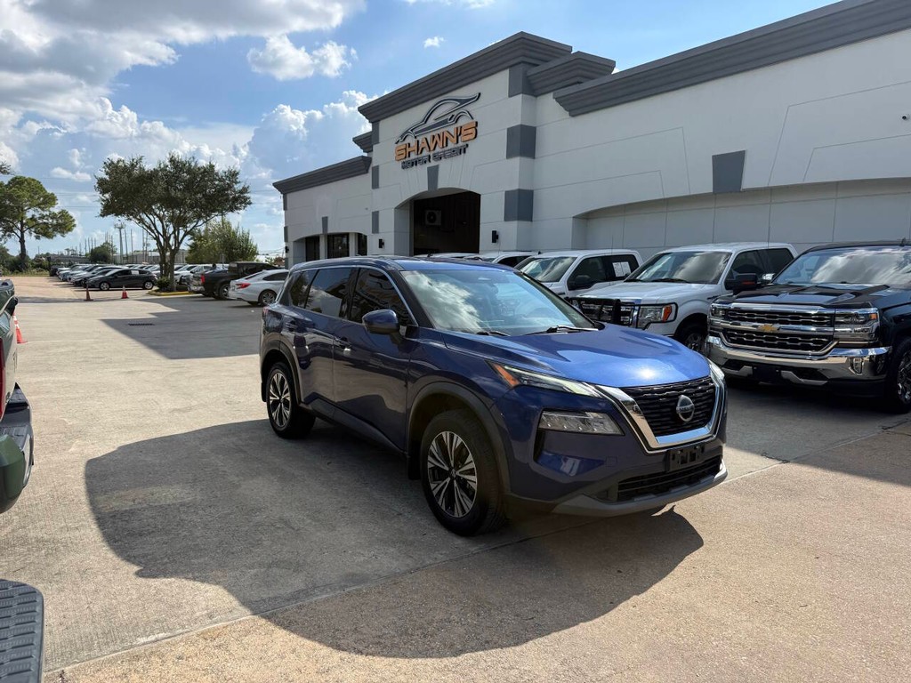 Nissan Rogue Vehicle Full-screen Gallery Image 02