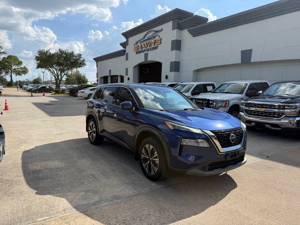 Nissan Rogue Vehicle Full-screen Gallery Image 40
