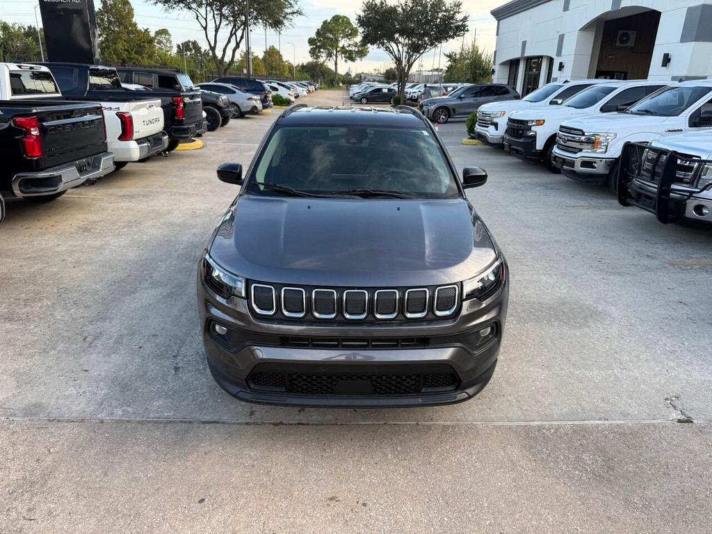 Jeep Compass Vehicle Full-screen Gallery Image 38