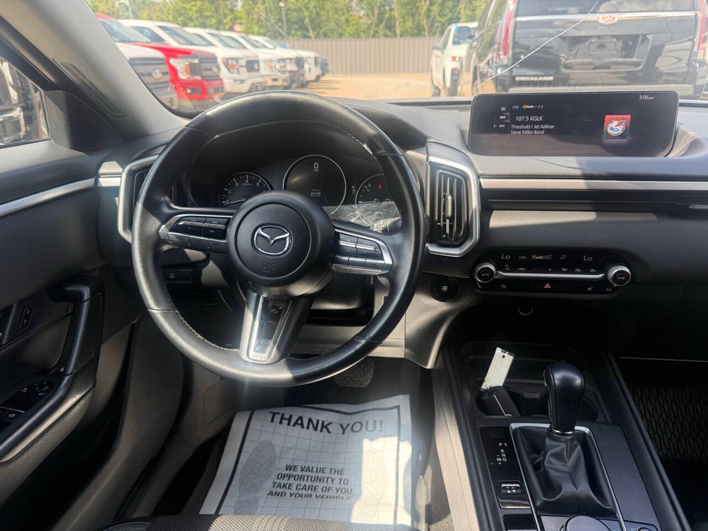 Mazda CX-50 Vehicle Full-screen Gallery Image 21