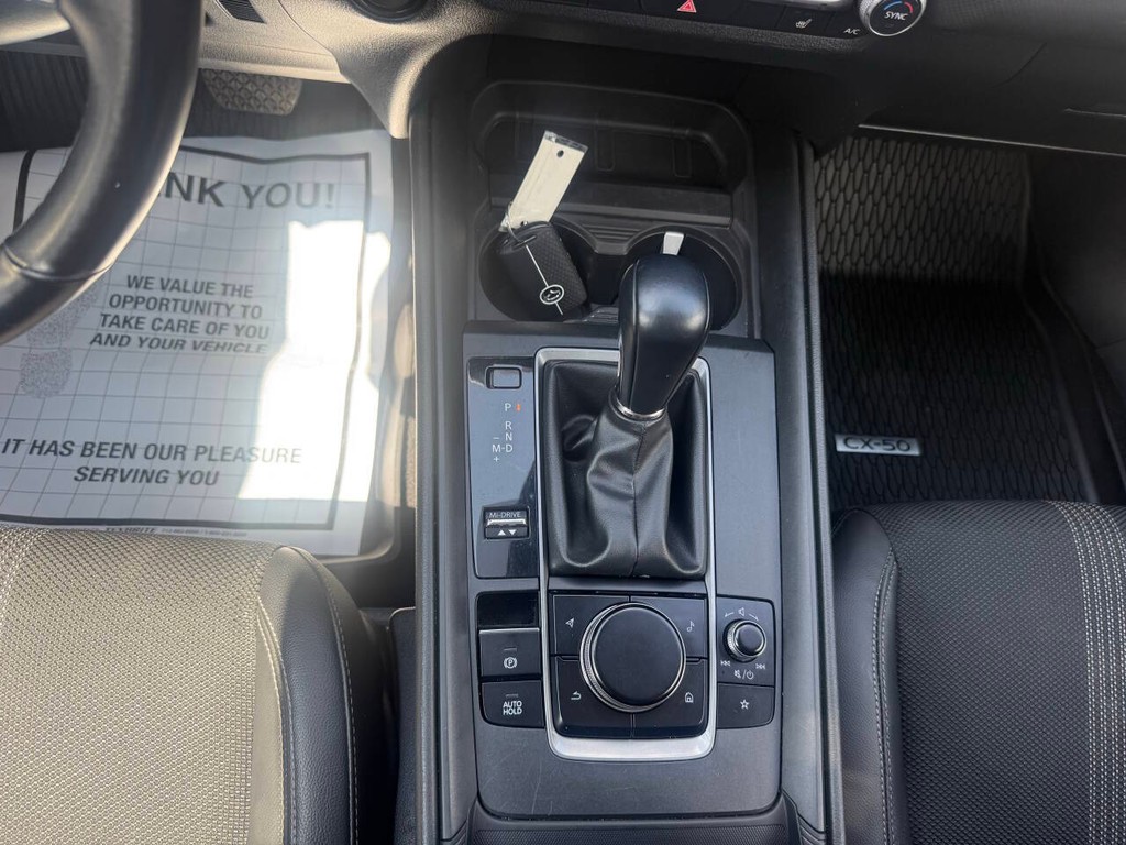 Mazda CX-50 Vehicle Full-screen Gallery Image 28
