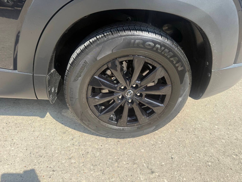 Mazda CX-50 Vehicle Full-screen Gallery Image 34