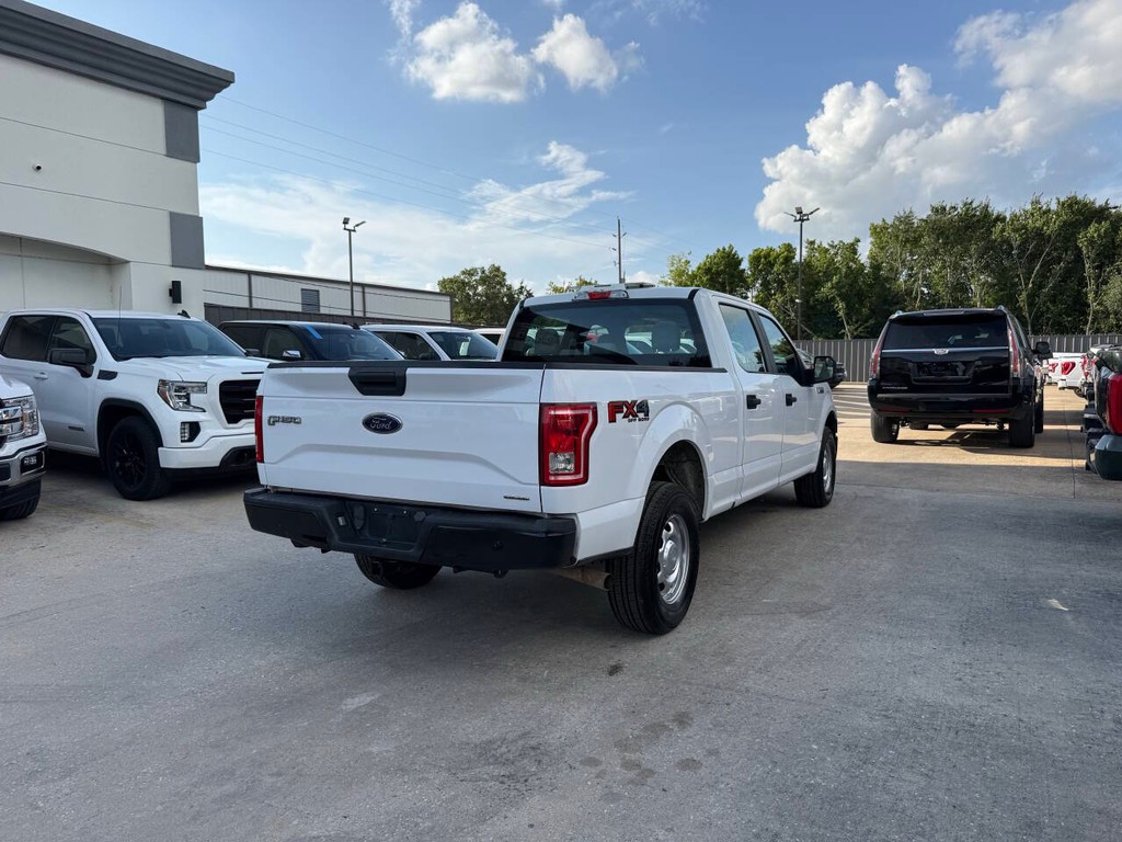 Ford F-150 Vehicle Full-screen Gallery Image 05