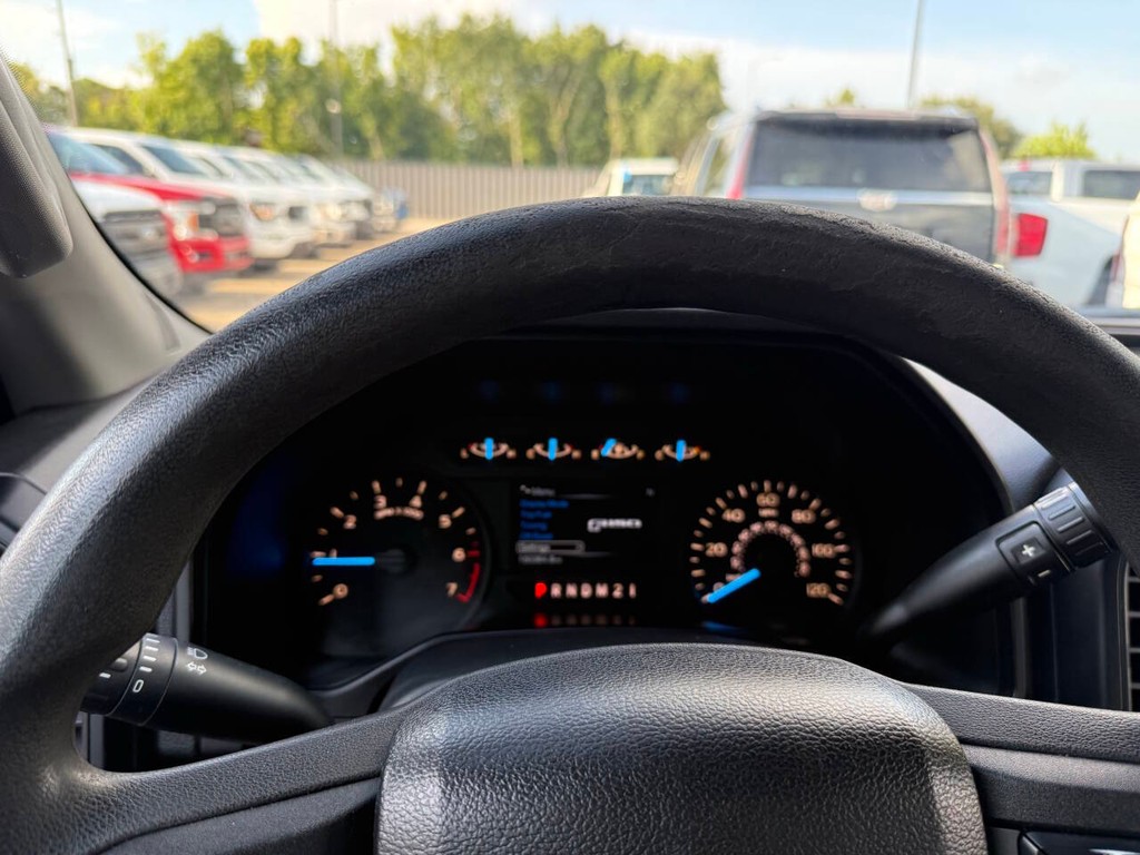 Ford F-150 Vehicle Full-screen Gallery Image 31