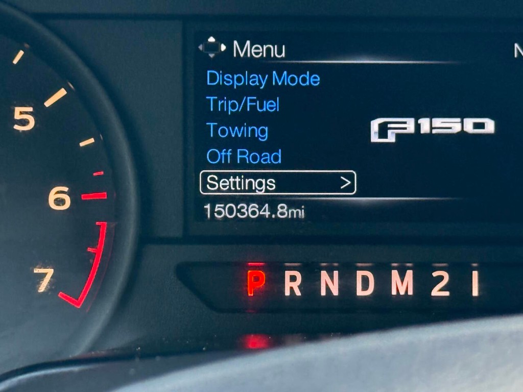Ford F-150 Vehicle Full-screen Gallery Image 32