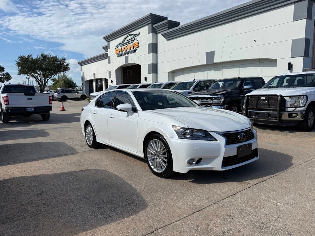 Lexus GS 350 Vehicle Full-screen Gallery Image 41