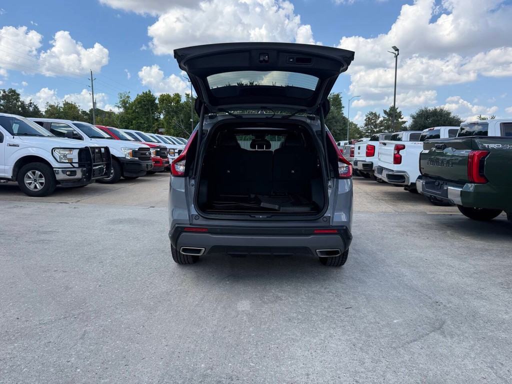 Honda CR-V Hybrid Vehicle Full-screen Gallery Image 36
