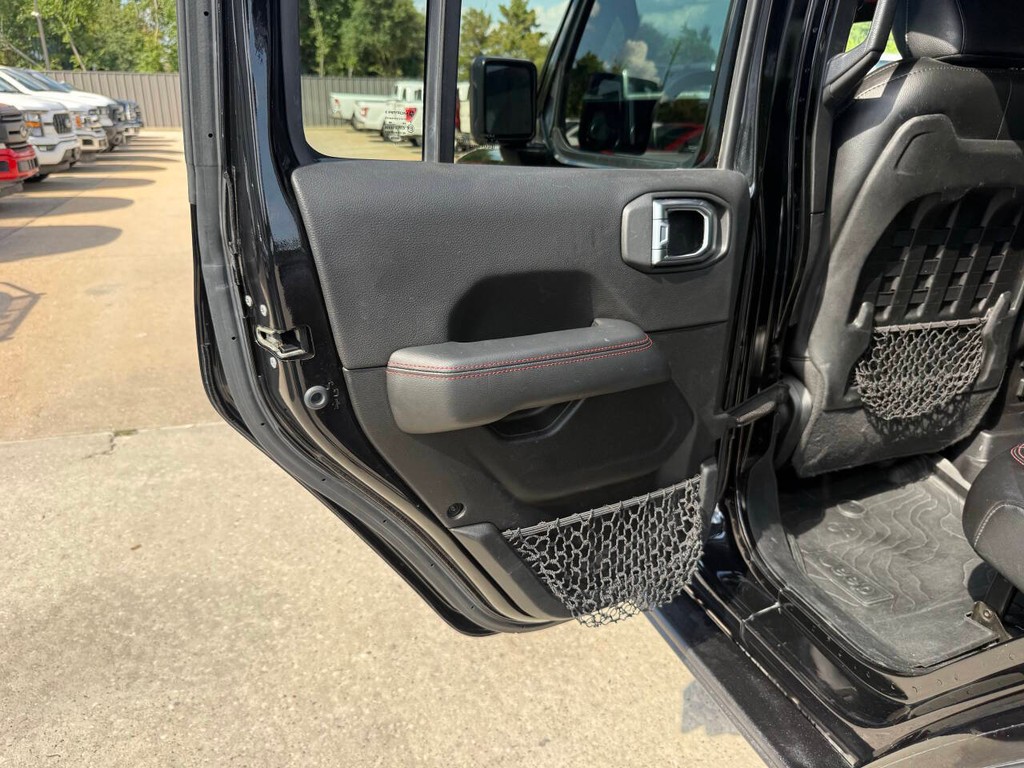 Jeep Wrangler Unlimited Vehicle Full-screen Gallery Image 14