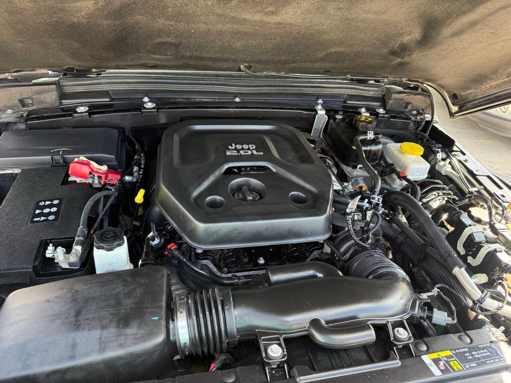 Jeep Wrangler Unlimited Vehicle Full-screen Gallery Image 34