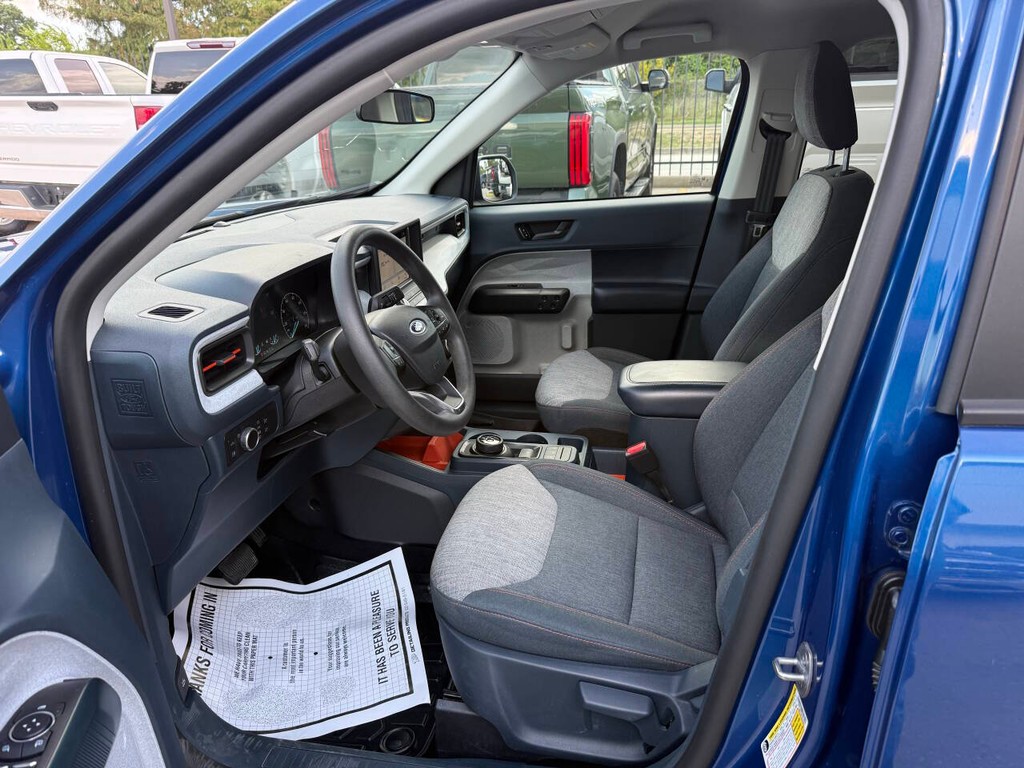 Ford Maverick Vehicle Full-screen Gallery Image 07