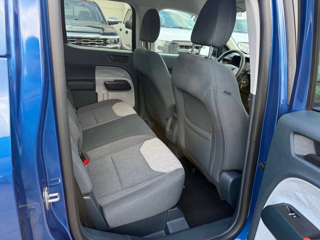 Ford Maverick Vehicle Full-screen Gallery Image 15