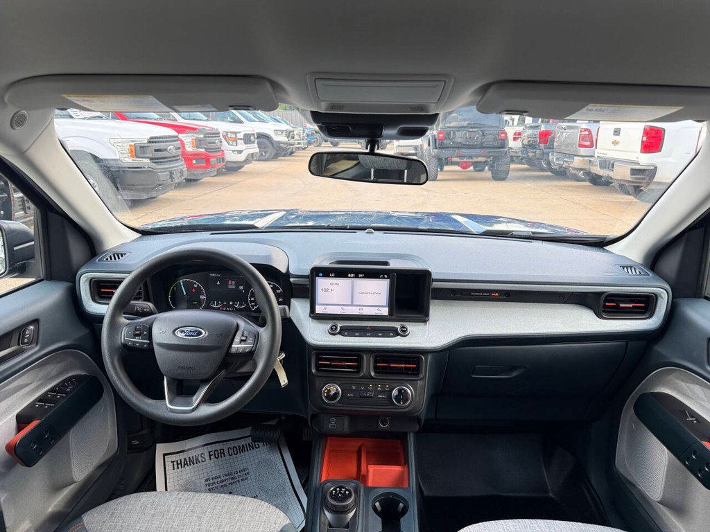 Ford Maverick Vehicle Full-screen Gallery Image 17