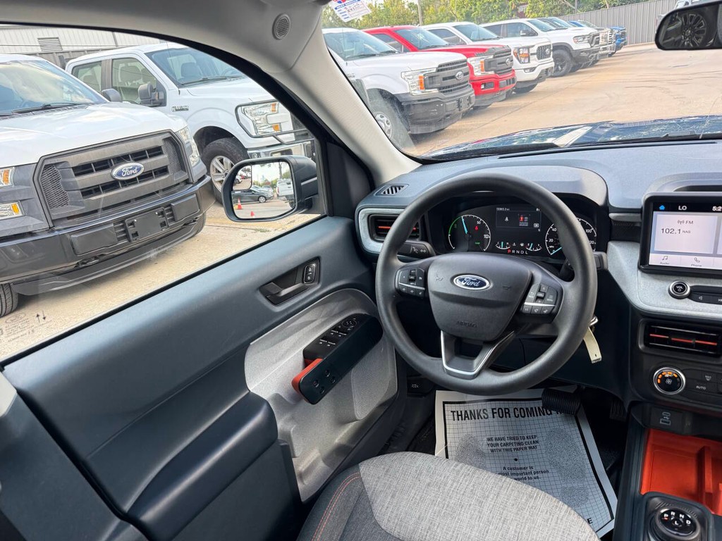 Ford Maverick Vehicle Full-screen Gallery Image 19