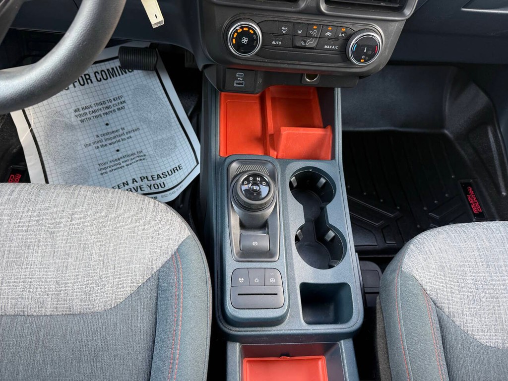 Ford Maverick Vehicle Full-screen Gallery Image 29
