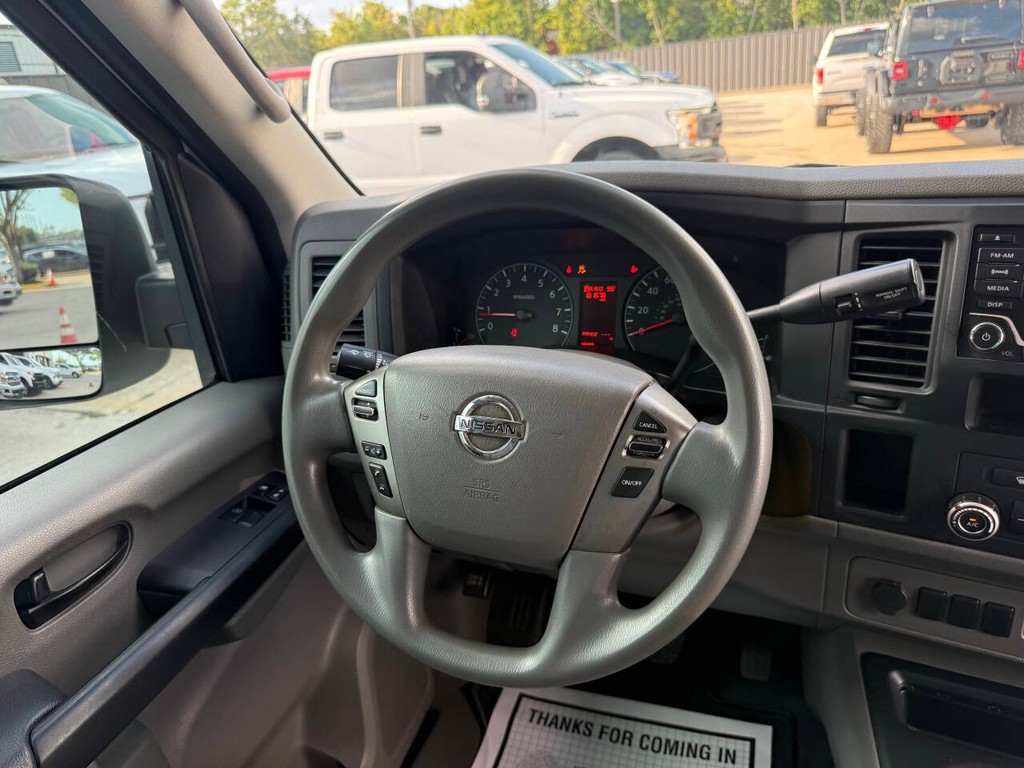 Nissan NV Cargo Vehicle Full-screen Gallery Image 15