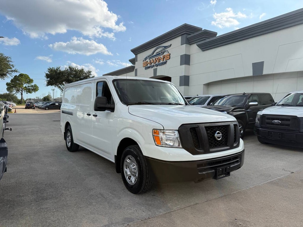 Nissan NV Cargo Vehicle Full-screen Gallery Image 32