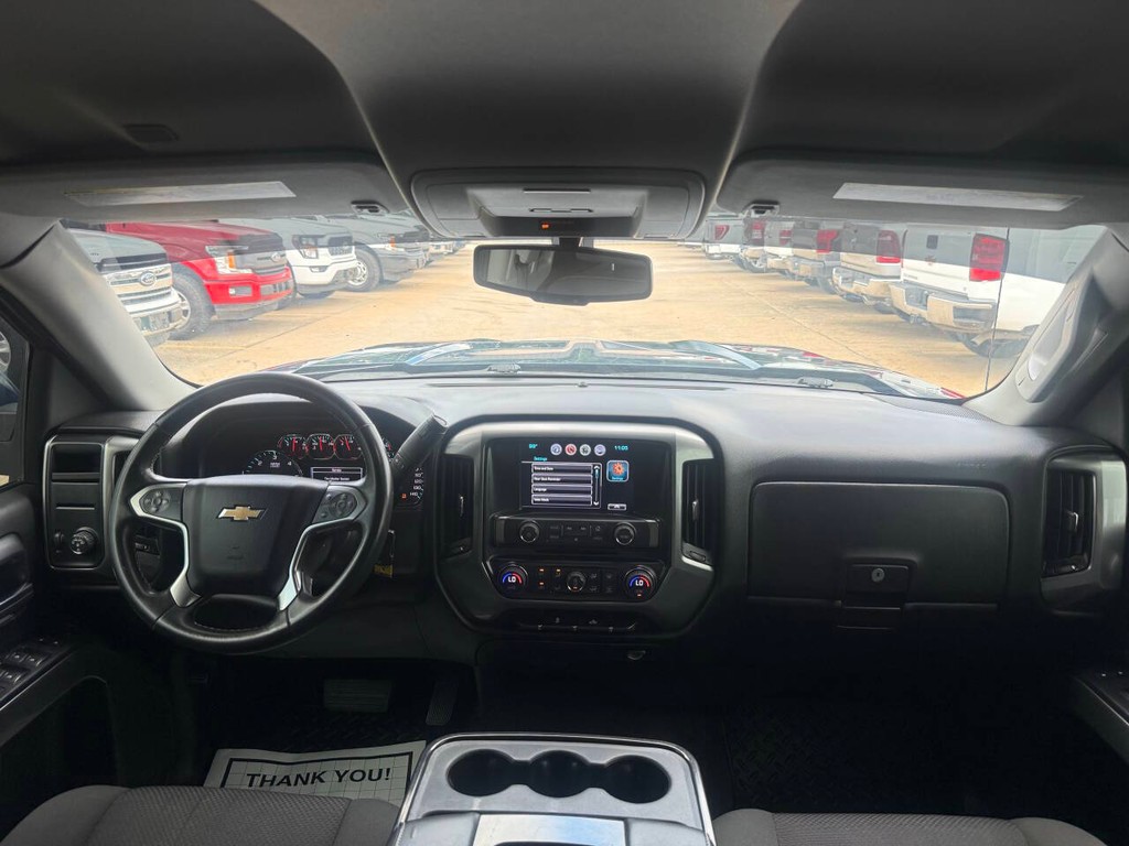 Chevrolet Silverado 1500 Vehicle Full-screen Gallery Image 17