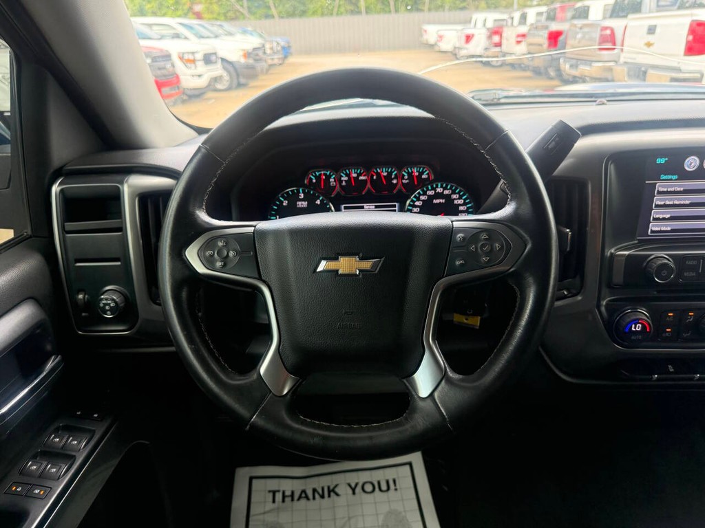 Chevrolet Silverado 1500 Vehicle Full-screen Gallery Image 22