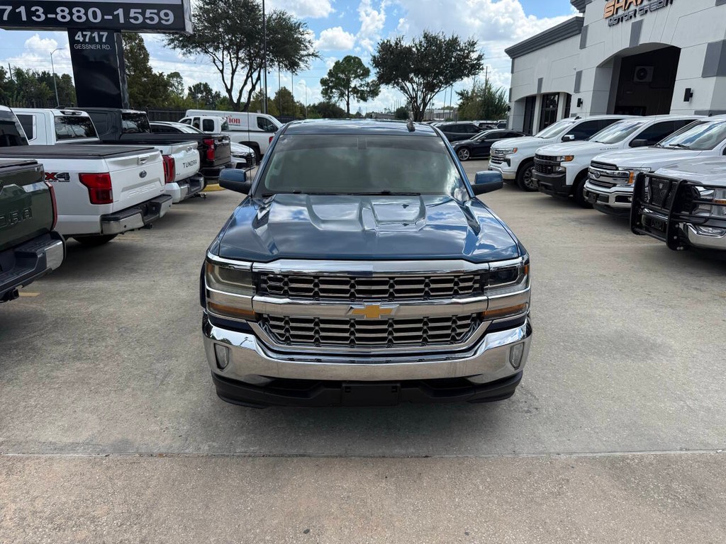 Chevrolet Silverado 1500 Vehicle Full-screen Gallery Image 39