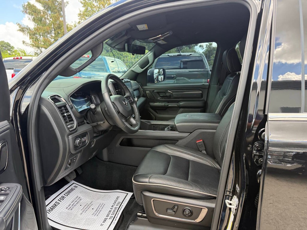 Ram 1500 Vehicle Full-screen Gallery Image 07