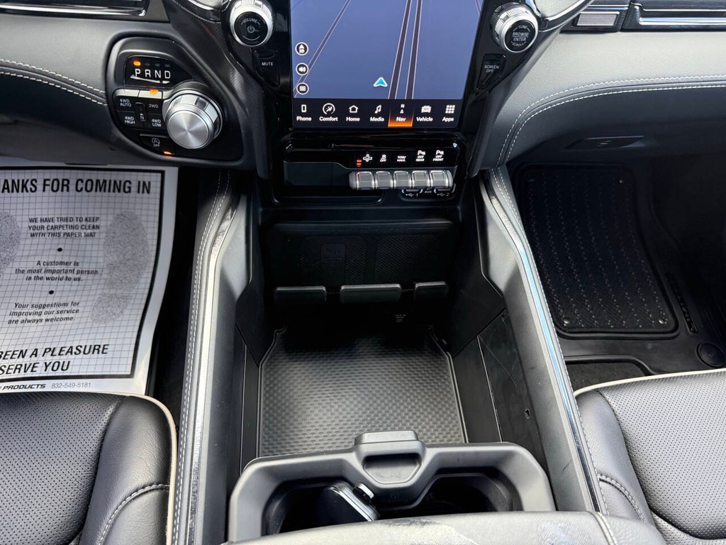 Ram 1500 Vehicle Full-screen Gallery Image 29