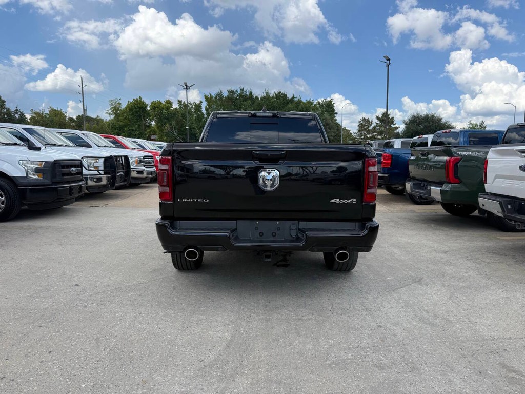 Ram 1500 Vehicle Full-screen Gallery Image 39