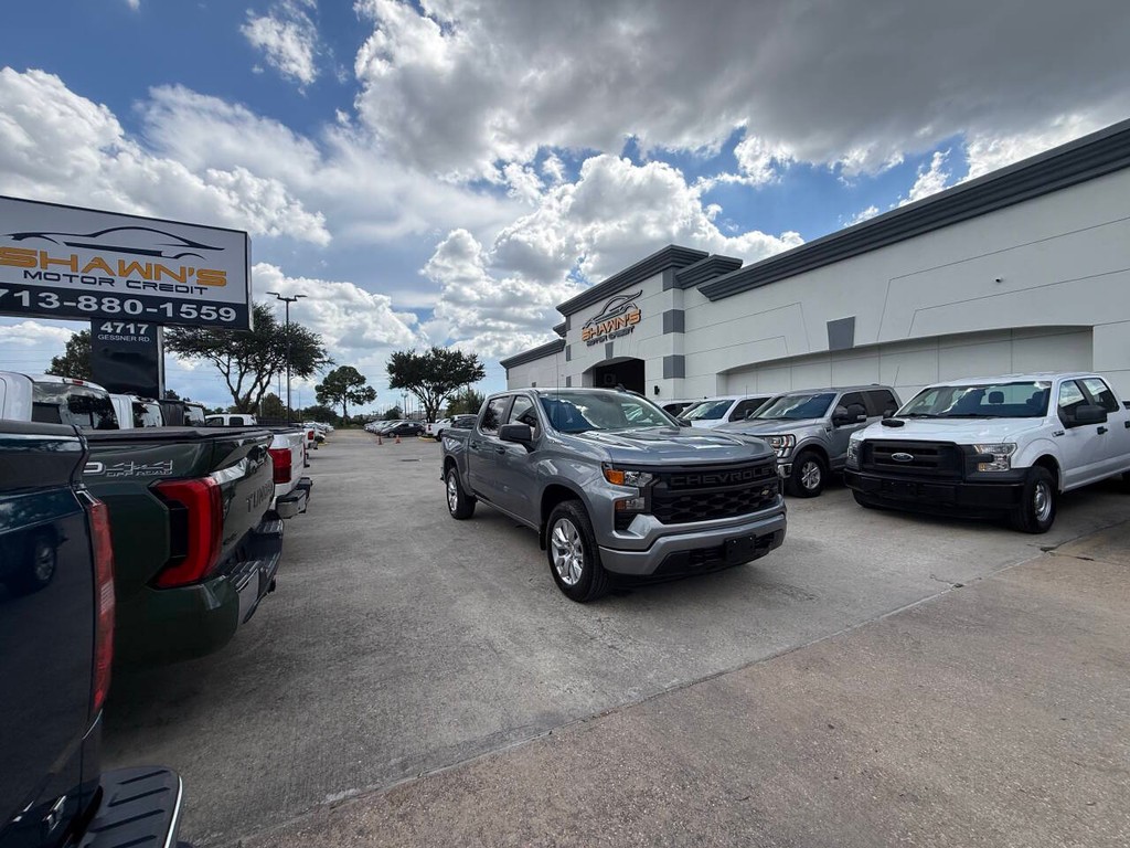 Chevrolet Silverado 1500 Vehicle Full-screen Gallery Image 42