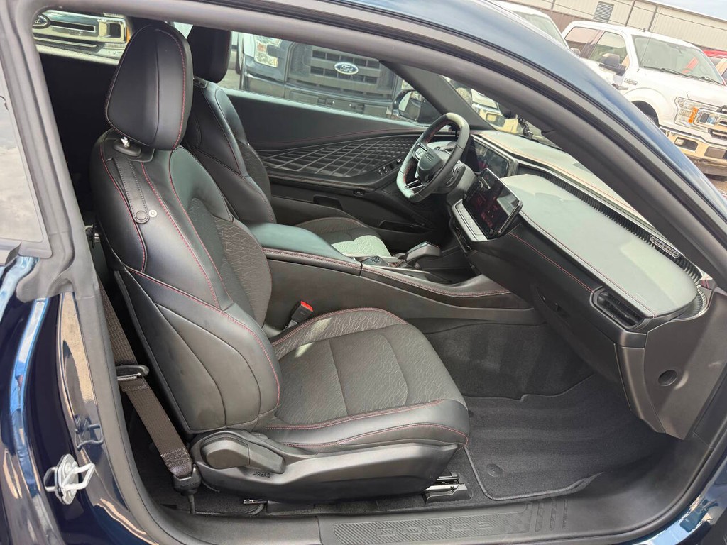 Dodge Charger Daytona Vehicle Full-screen Gallery Image 11