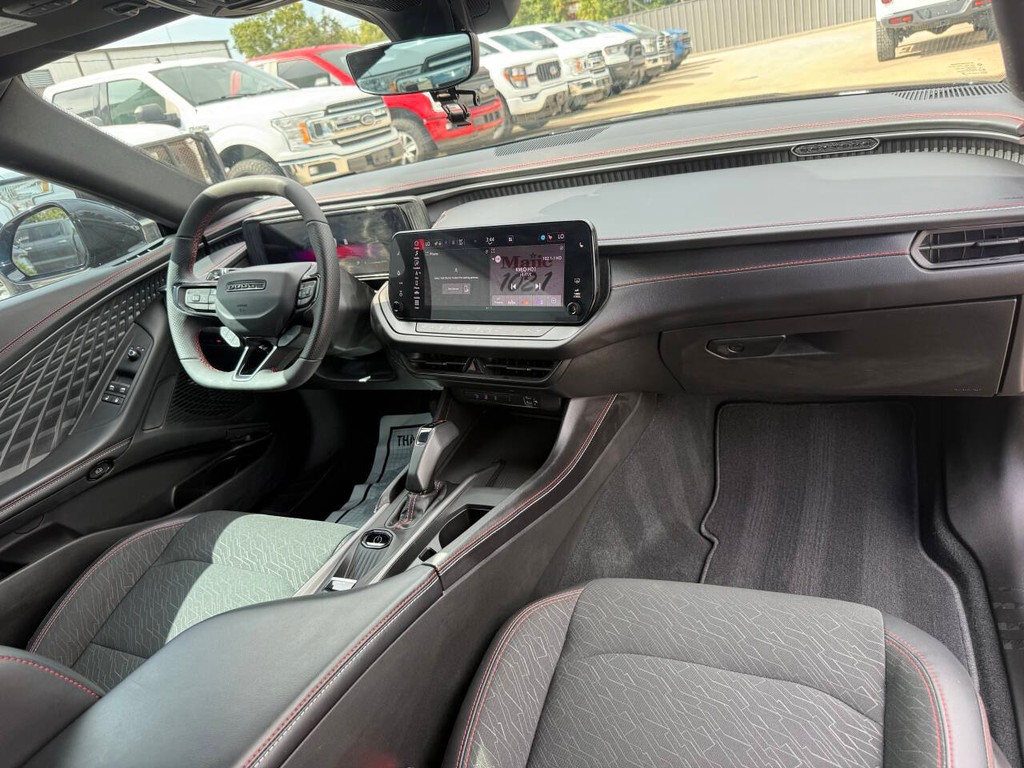 Dodge Charger Daytona Vehicle Full-screen Gallery Image 14