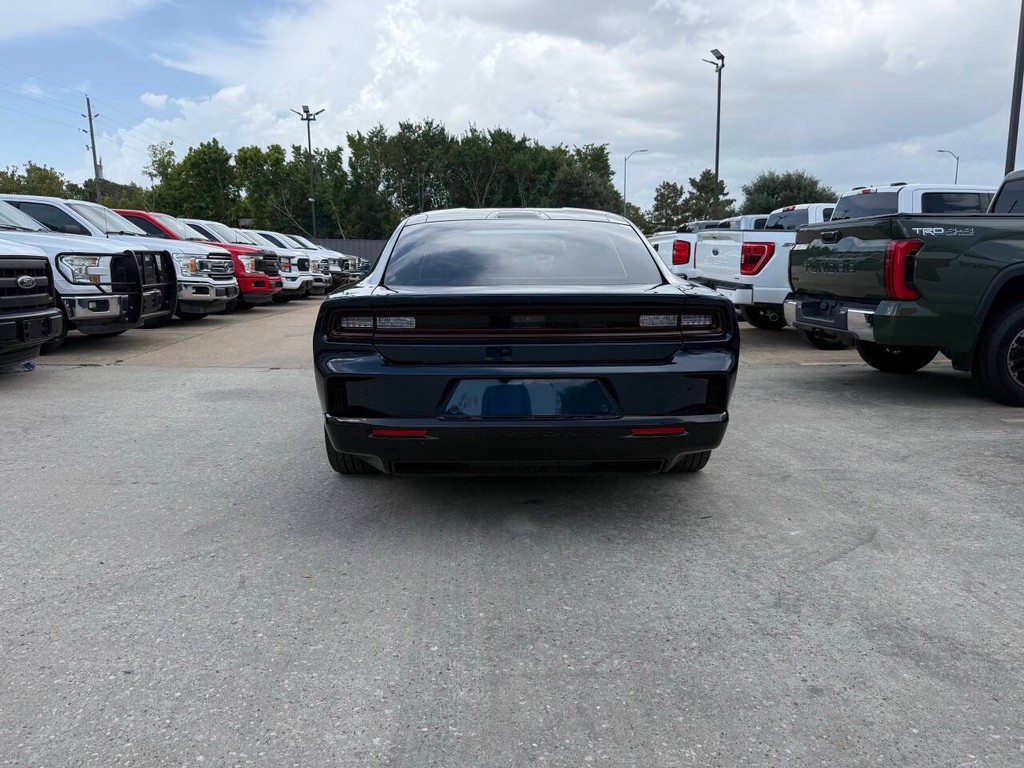 Dodge Charger Daytona Vehicle Full-screen Gallery Image 31