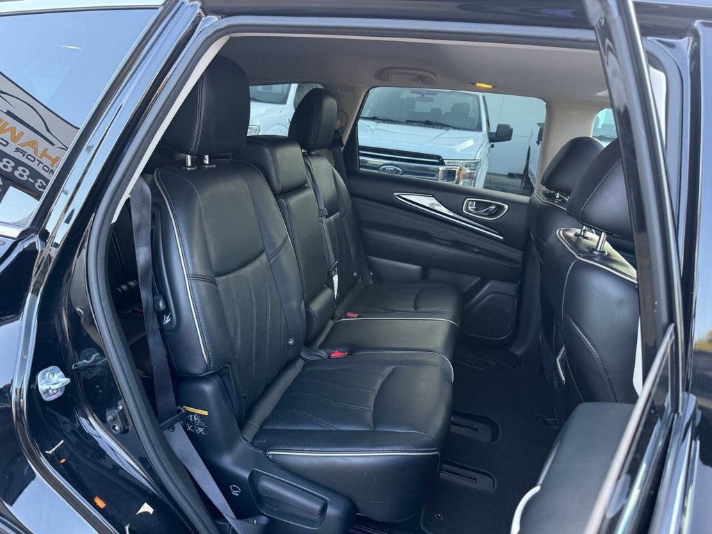 INFINITI QX60 Vehicle Full-screen Gallery Image 16