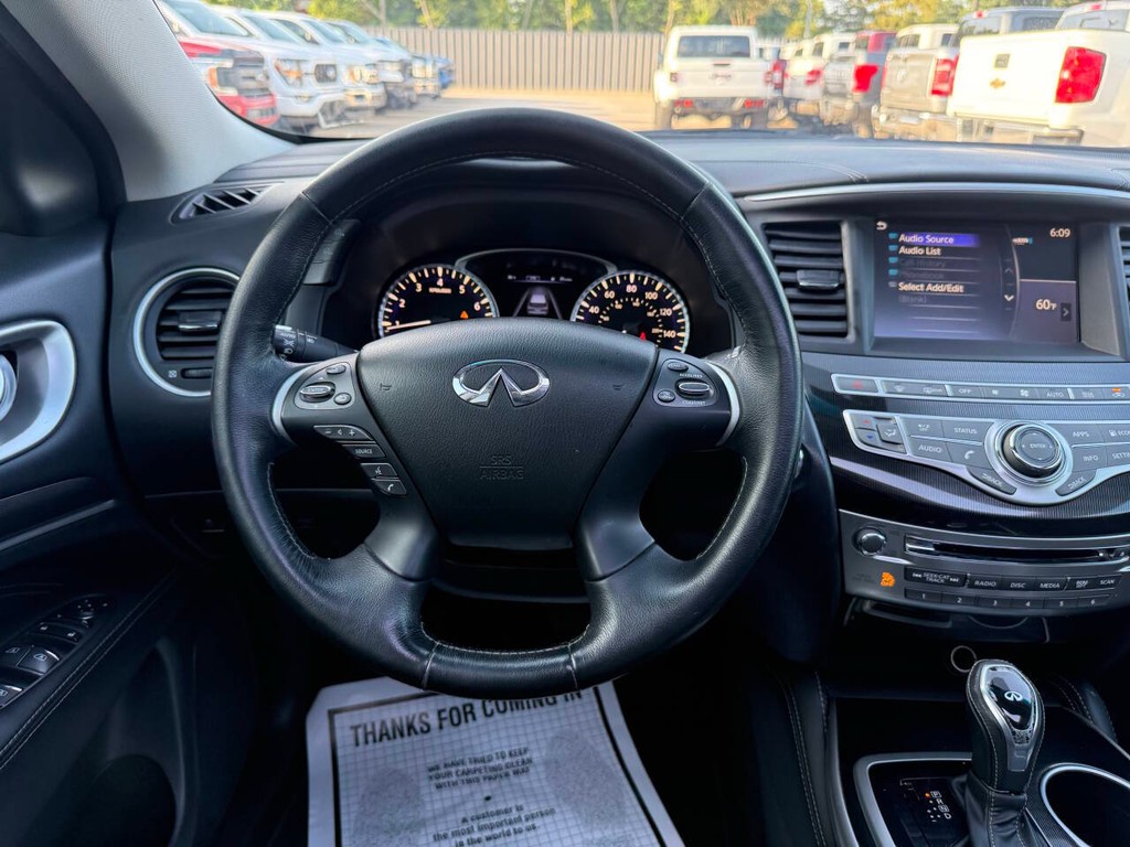 INFINITI QX60 Vehicle Full-screen Gallery Image 24