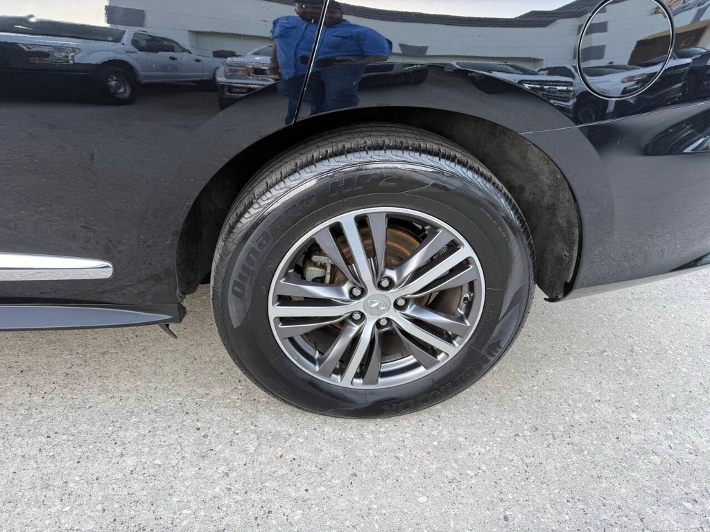 INFINITI QX60 Vehicle Full-screen Gallery Image 38