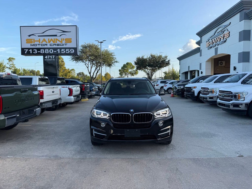 BMW X5 Vehicle Full-screen Gallery Image 39