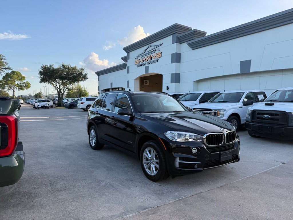 BMW X5 Vehicle Full-screen Gallery Image 40