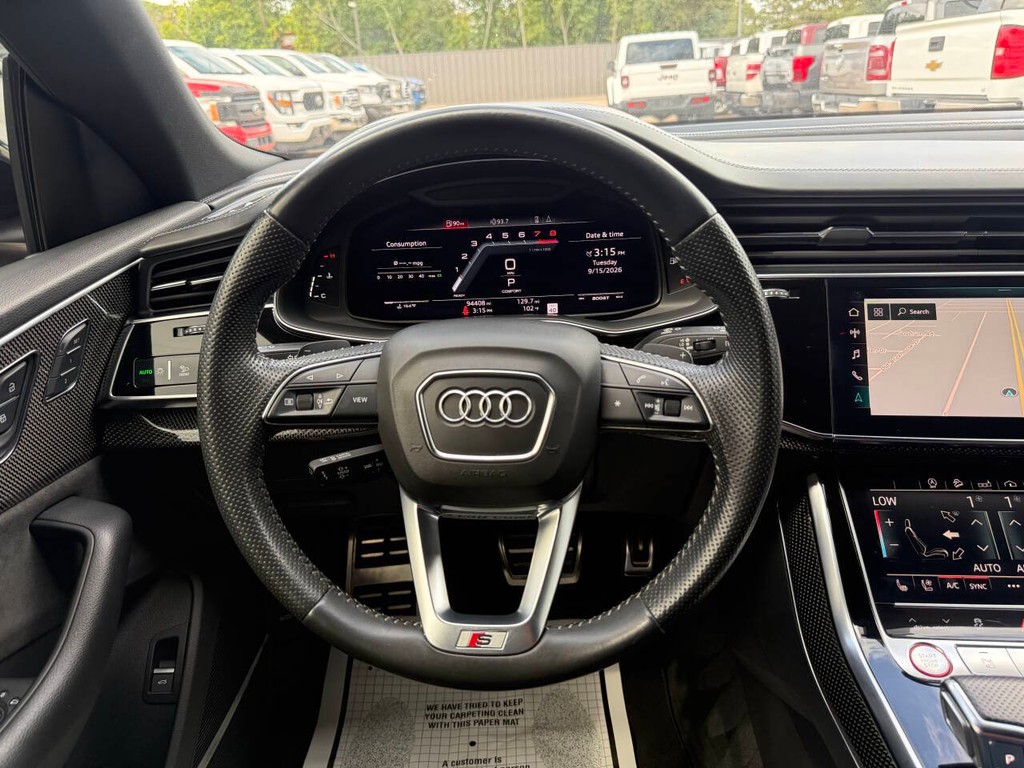 Audi SQ8 Vehicle Full-screen Gallery Image 23