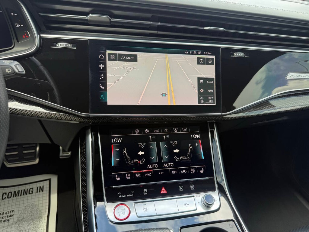 Audi SQ8 Vehicle Full-screen Gallery Image 24