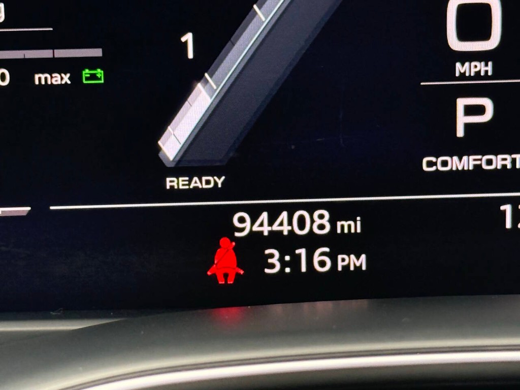 Audi SQ8 Vehicle Full-screen Gallery Image 33