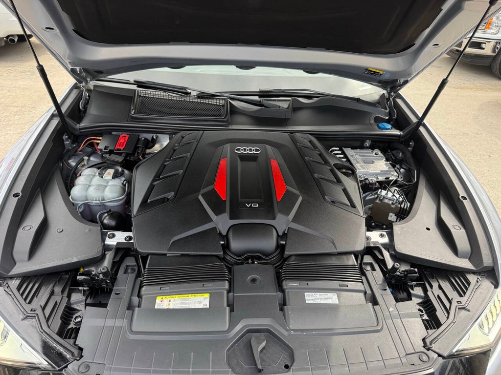 Audi SQ8 Vehicle Full-screen Gallery Image 35
