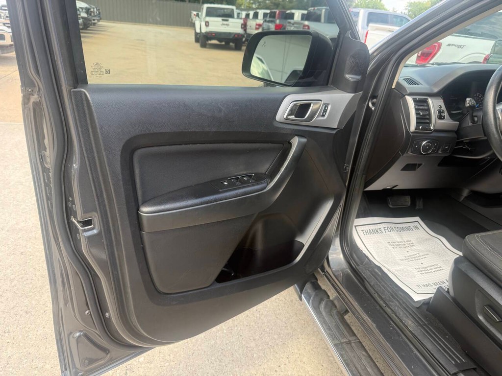 Ford Ranger Vehicle Full-screen Gallery Image 08
