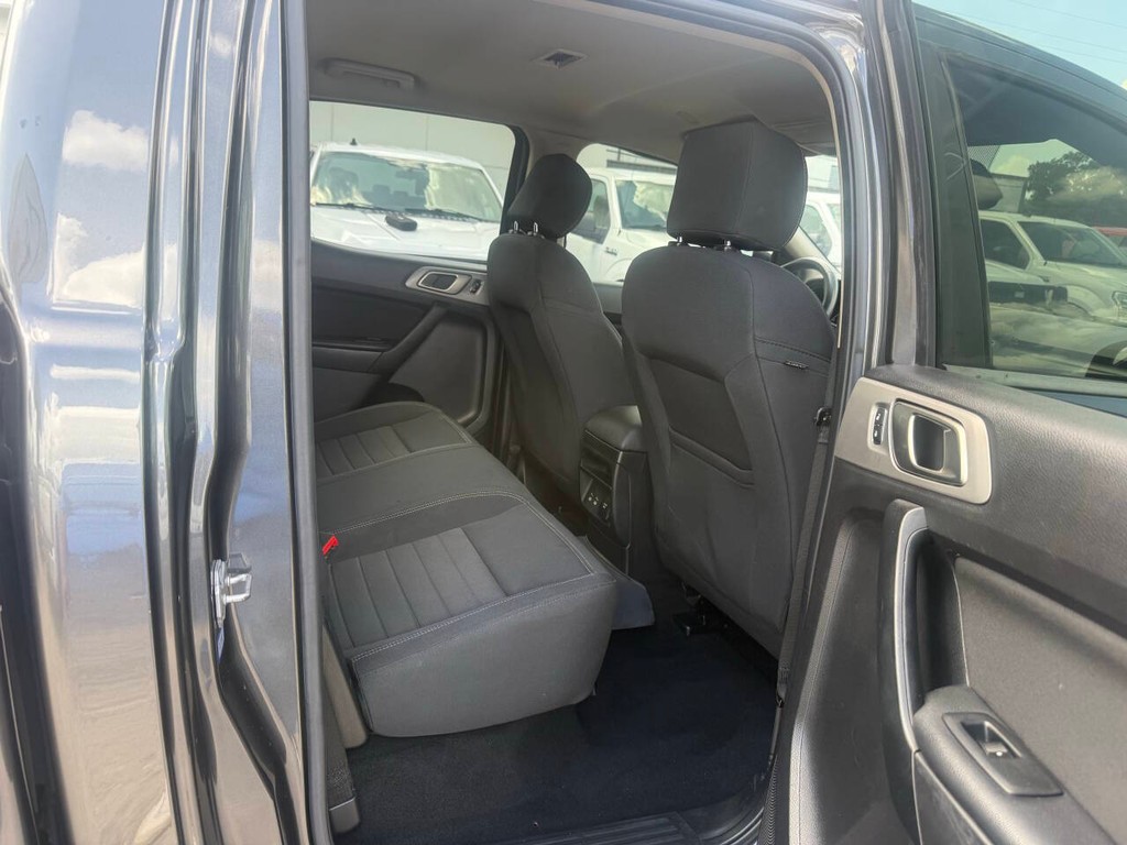 Ford Ranger Vehicle Full-screen Gallery Image 15