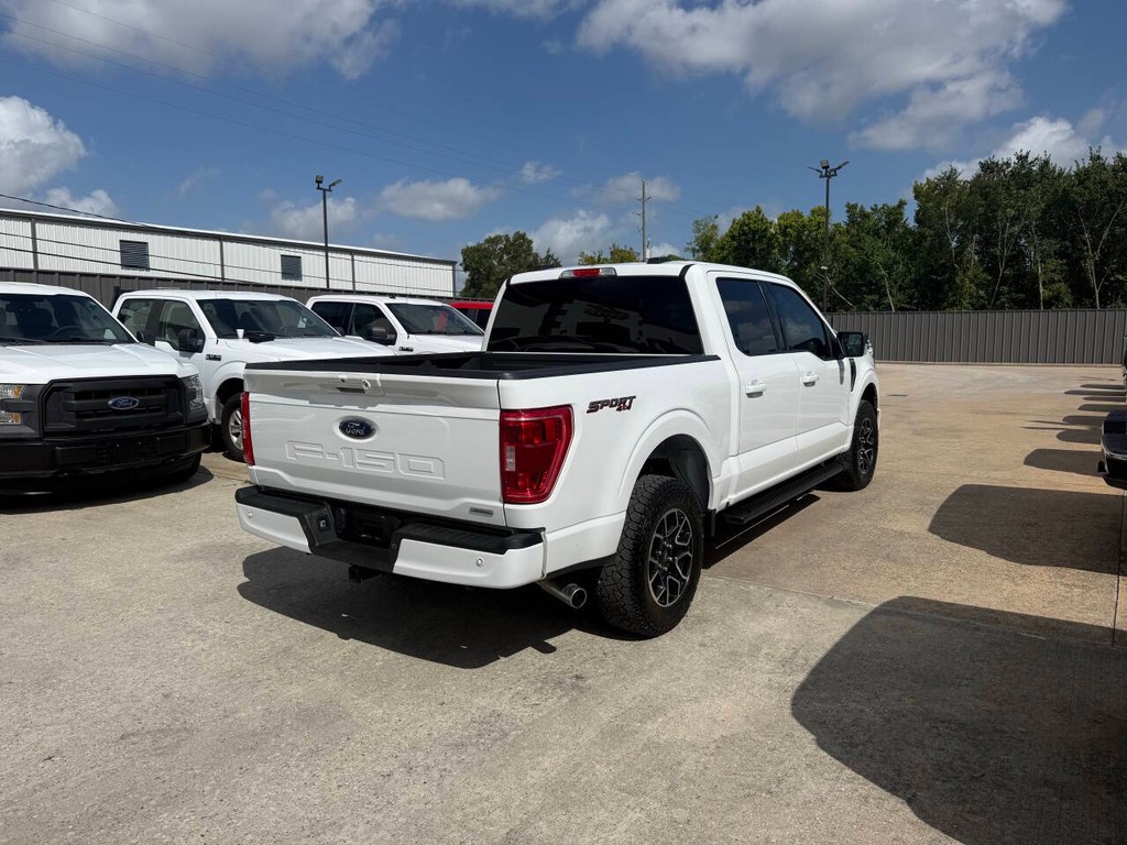 Ford F-150 Vehicle Full-screen Gallery Image 05