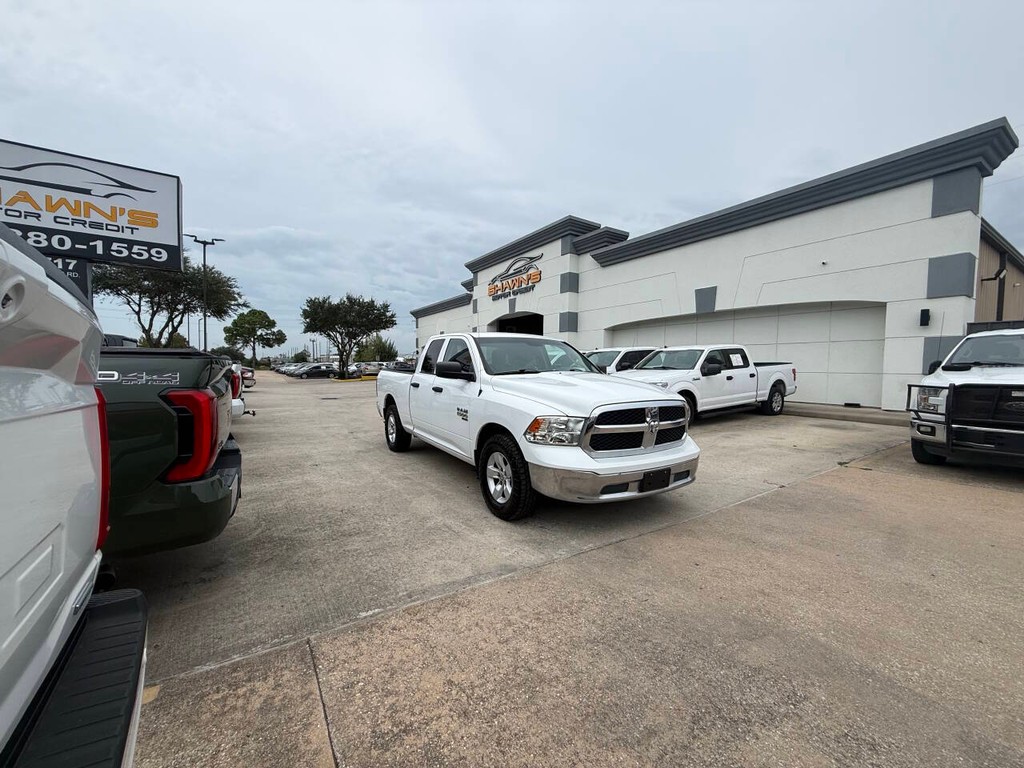 Ram 1500 Classic Vehicle Full-screen Gallery Image 43